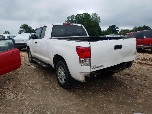 Photo 2 VIN: 5TFRM5F1XCX050585 - TOYOTA TUNDRA DOU 