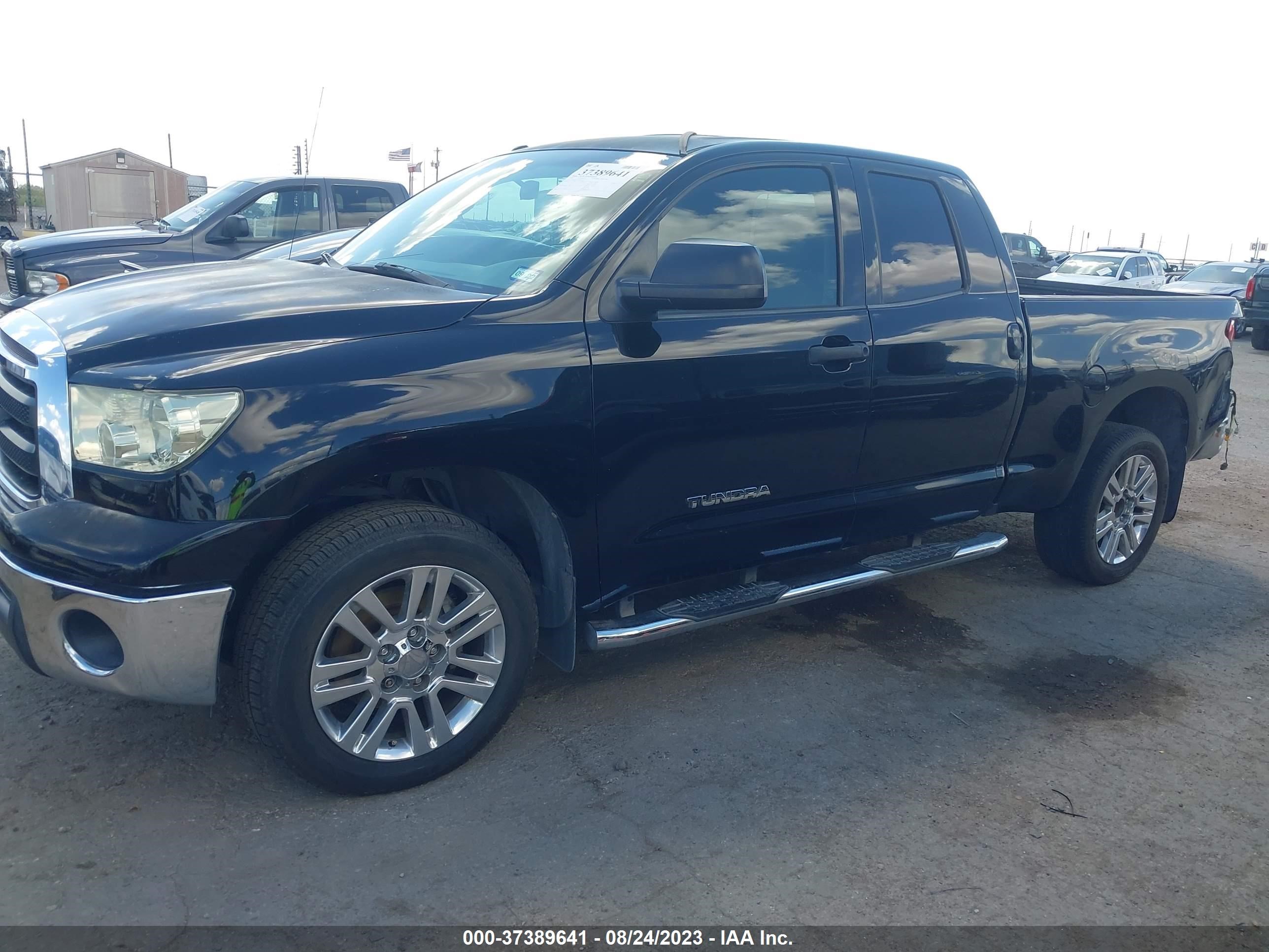 Photo 13 VIN: 5TFRM5F1XDX056792 - TOYOTA TUNDRA 