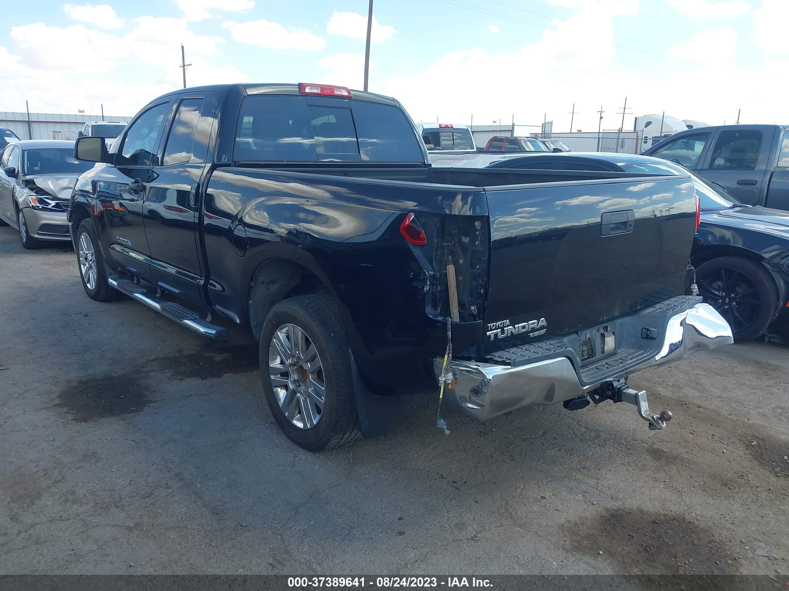 Photo 2 VIN: 5TFRM5F1XDX056792 - TOYOTA TUNDRA 