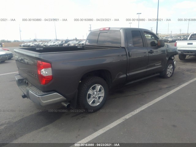 Photo 3 VIN: 5TFRM5F1XJX128747 - TOYOTA TUNDRA 2WD 