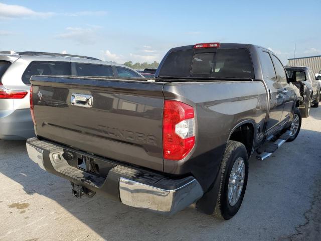 Photo 3 VIN: 5TFRM5F1XJX129686 - TOYOTA TUNDRA DOU 