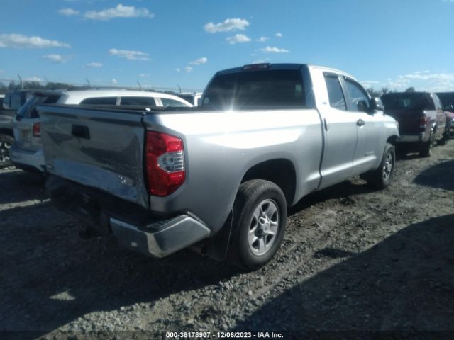 Photo 3 VIN: 5TFRM5F1XKX144710 - TOYOTA TUNDRA 