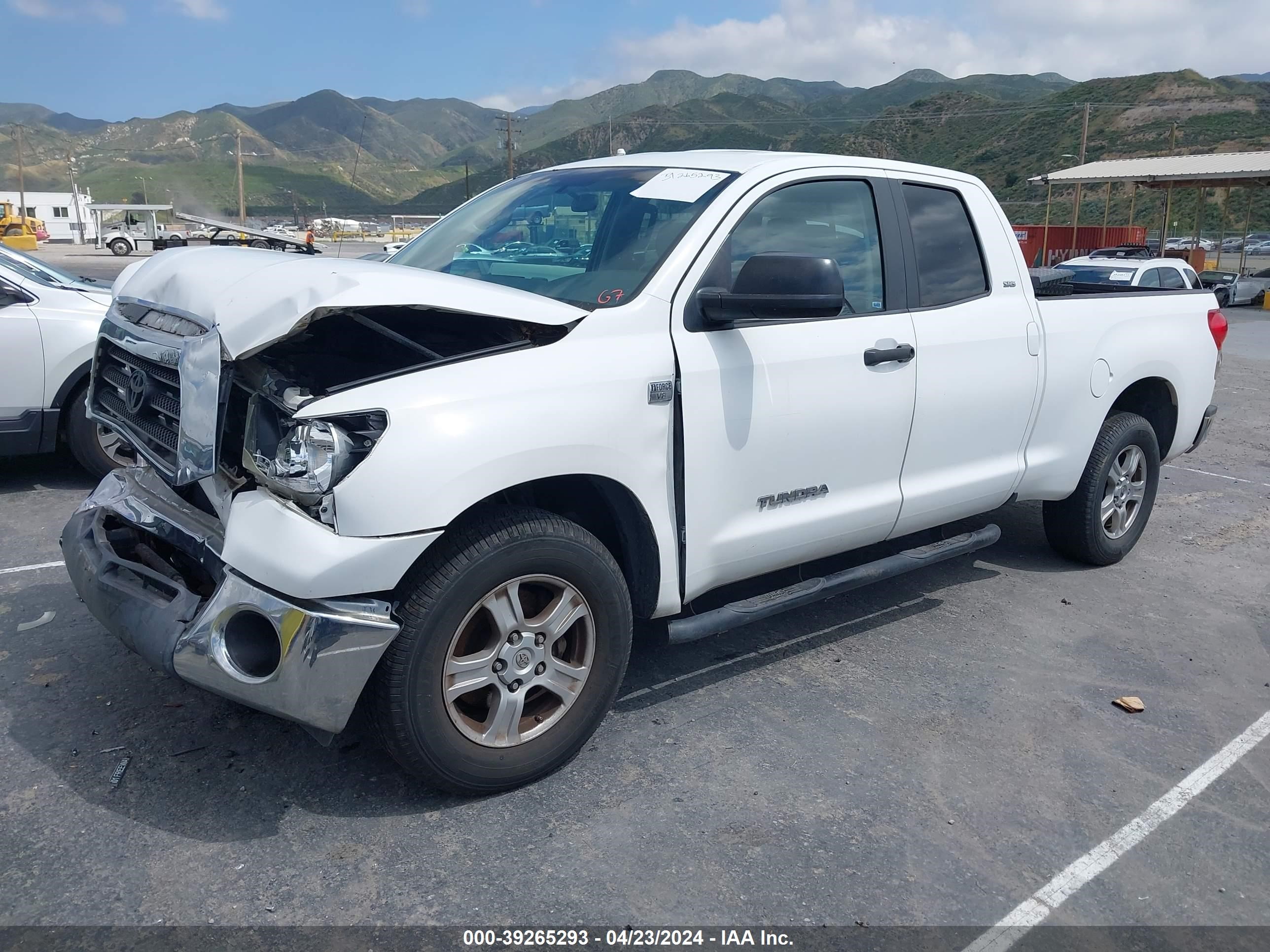 Photo 1 VIN: 5TFRT54107X015842 - TOYOTA TUNDRA 