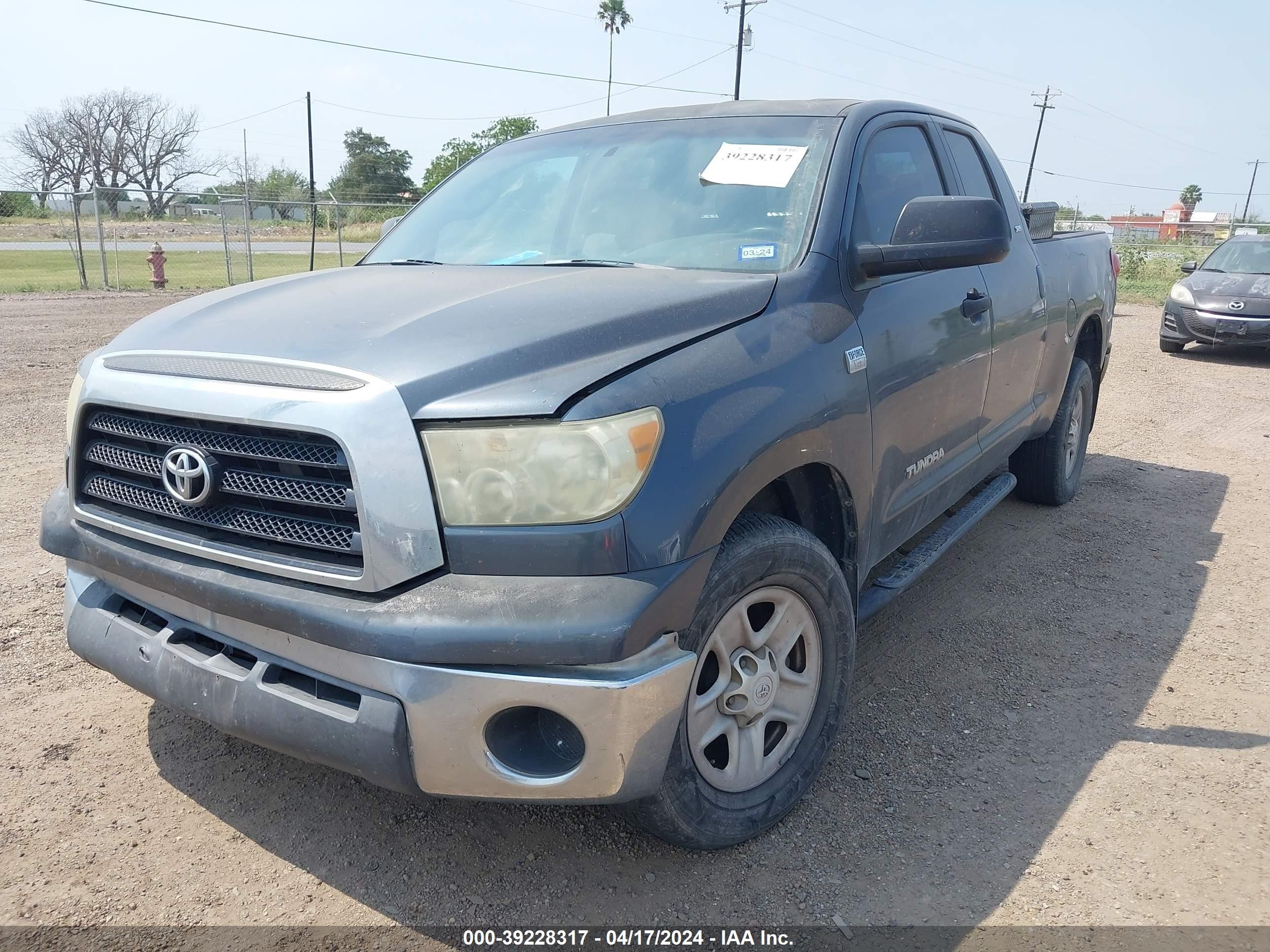 Photo 1 VIN: 5TFRT54137X002924 - TOYOTA TUNDRA 