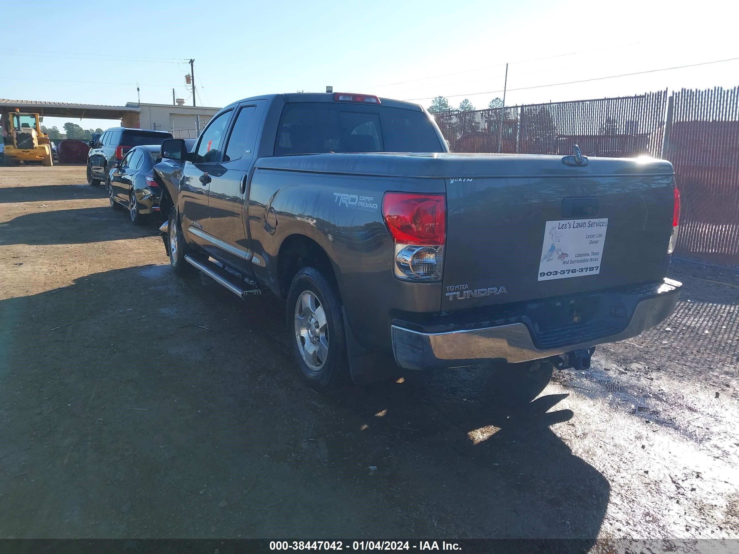 Photo 2 VIN: 5TFRT54137X005418 - TOYOTA TUNDRA 