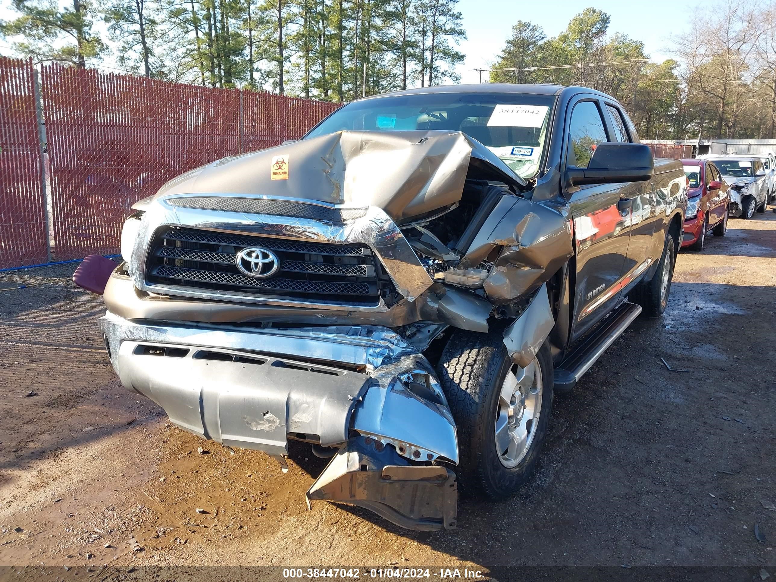 Photo 5 VIN: 5TFRT54137X005418 - TOYOTA TUNDRA 