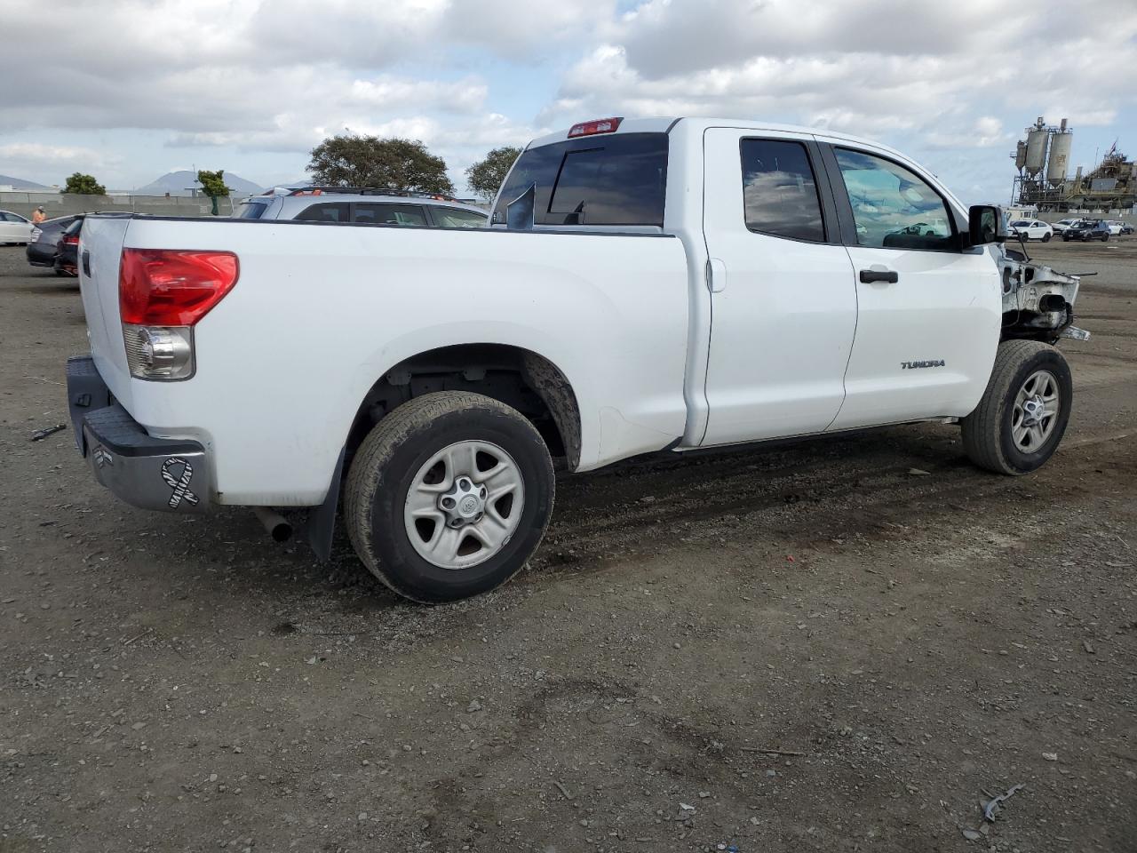 Photo 2 VIN: 5TFRT54148X022651 - TOYOTA TUNDRA 