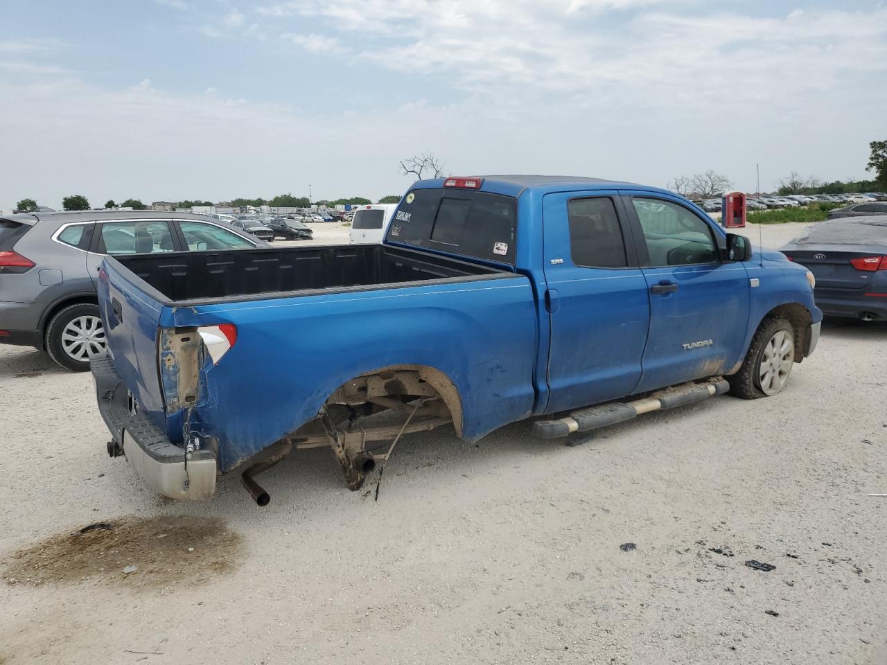 Photo 2 VIN: 5TFRT54157X008434 - TOYOTA TUNDRA 