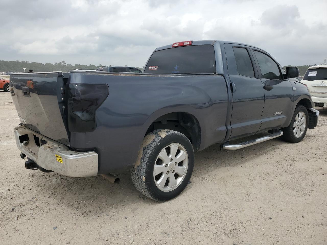 Photo 2 VIN: 5TFRT54158X018768 - TOYOTA TUNDRA 