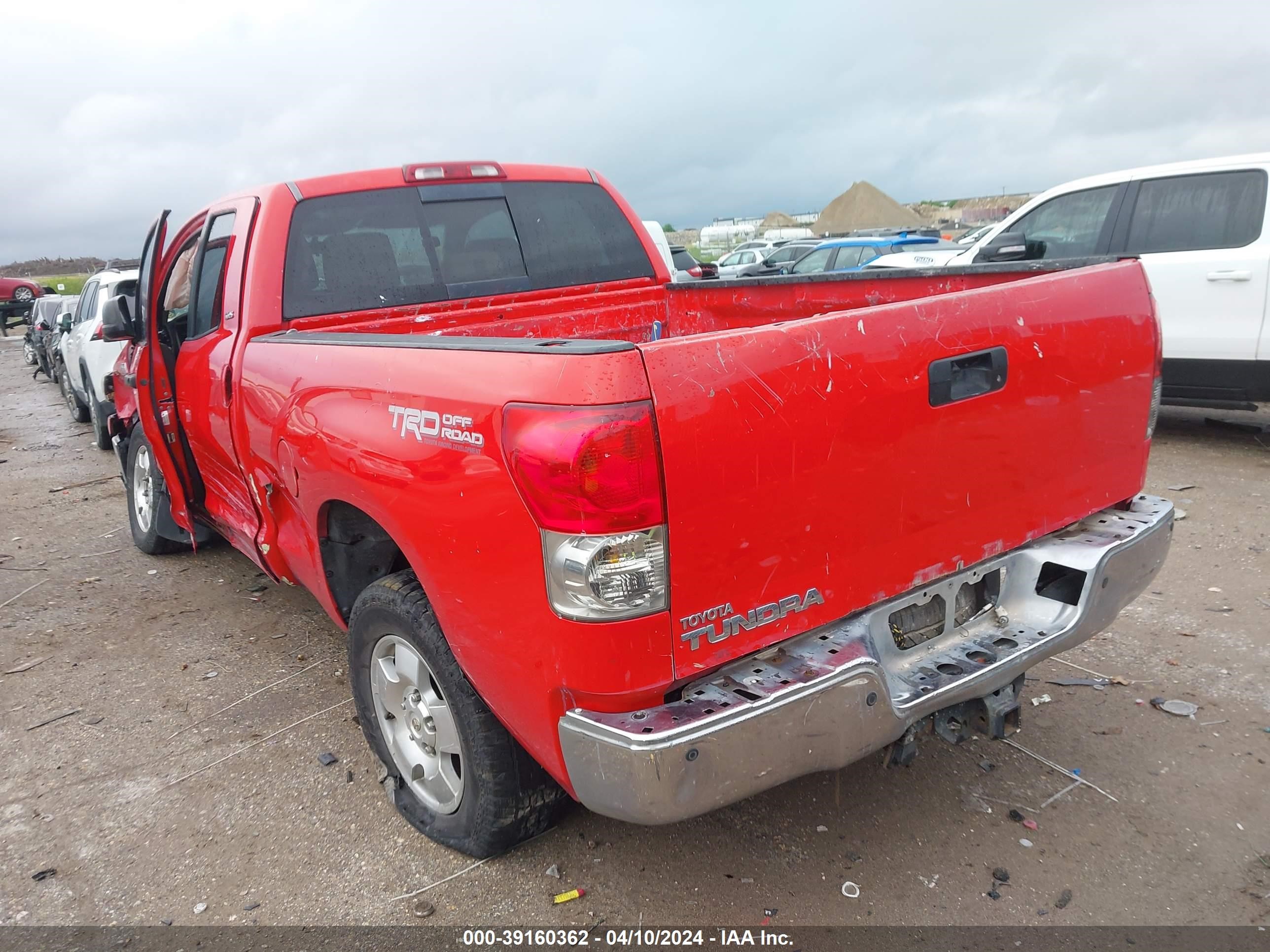 Photo 2 VIN: 5TFRT54177X014266 - TOYOTA TUNDRA 