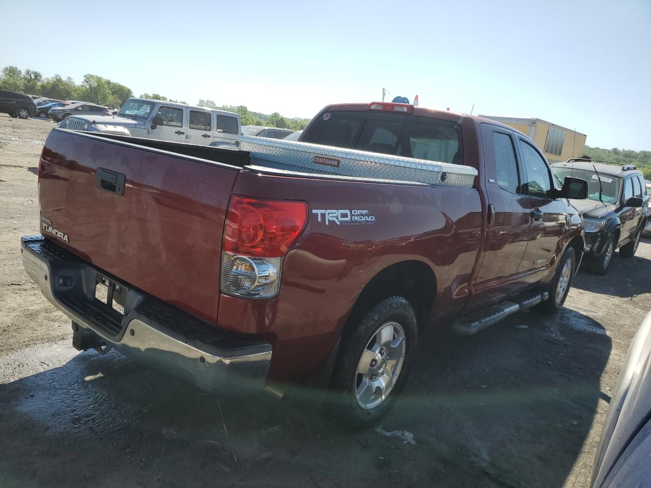 Photo 2 VIN: 5TFRT54197X015998 - TOYOTA TUNDRA 