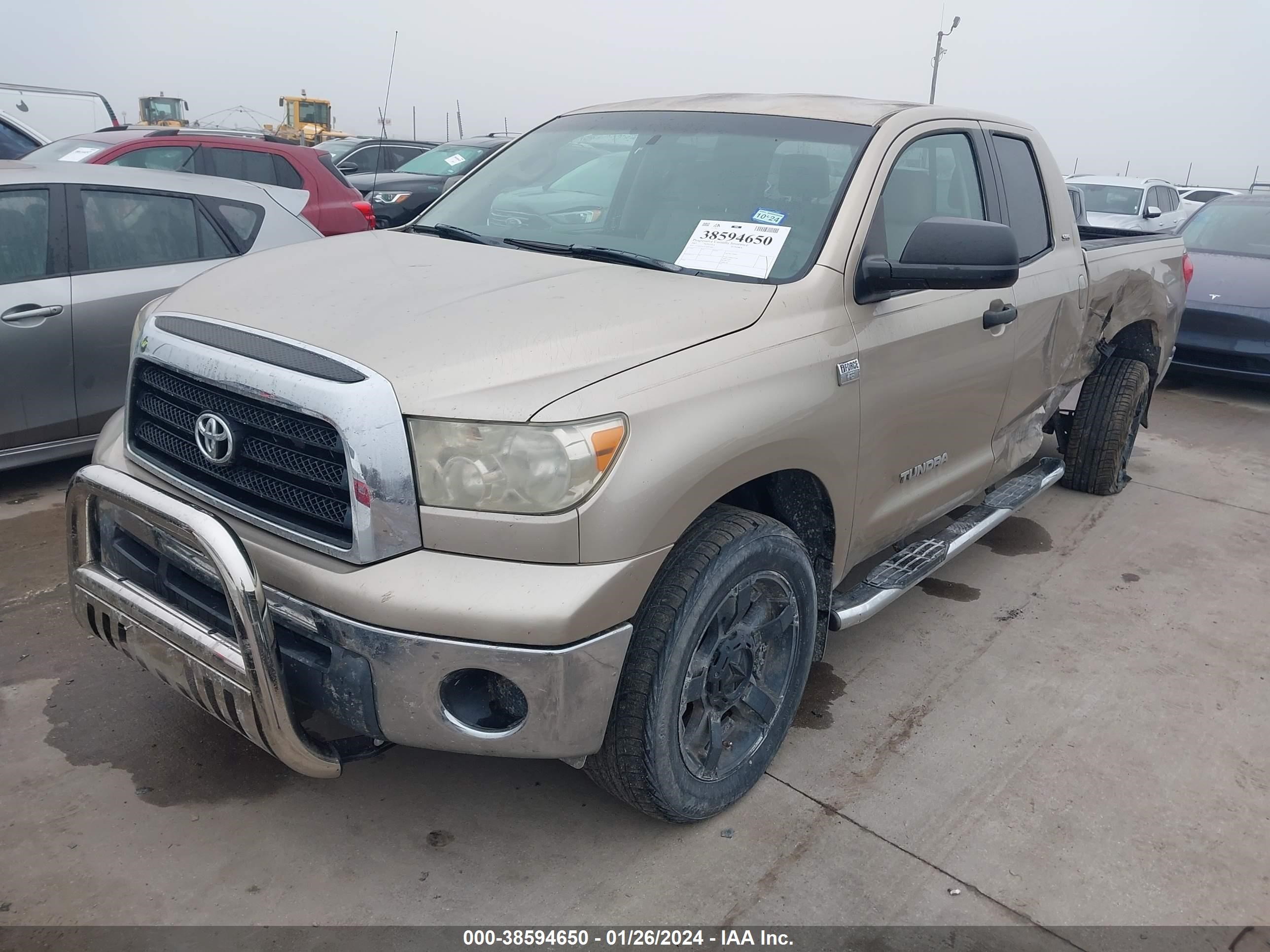 Photo 1 VIN: 5TFRT541X7X015363 - TOYOTA TUNDRA 