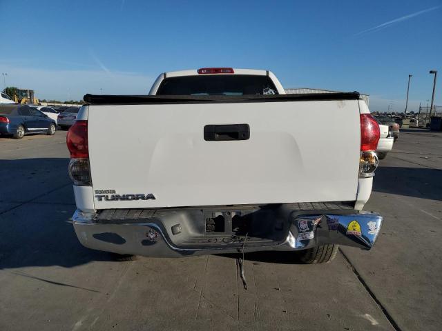 Photo 5 VIN: 5TFRT541X8X025442 - TOYOTA TUNDRA DOU 