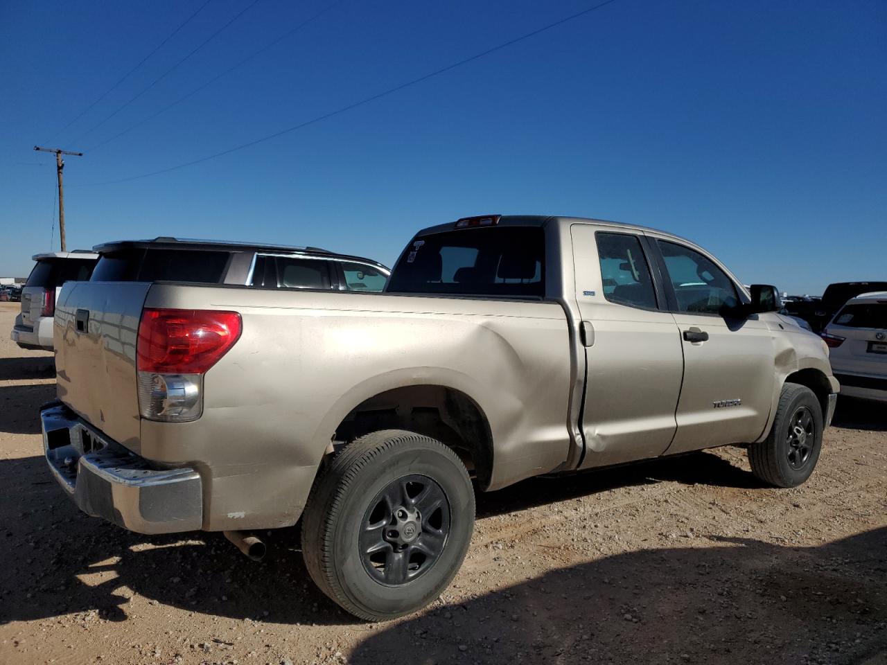 Photo 2 VIN: 5TFRU54127X006525 - TOYOTA TUNDRA 