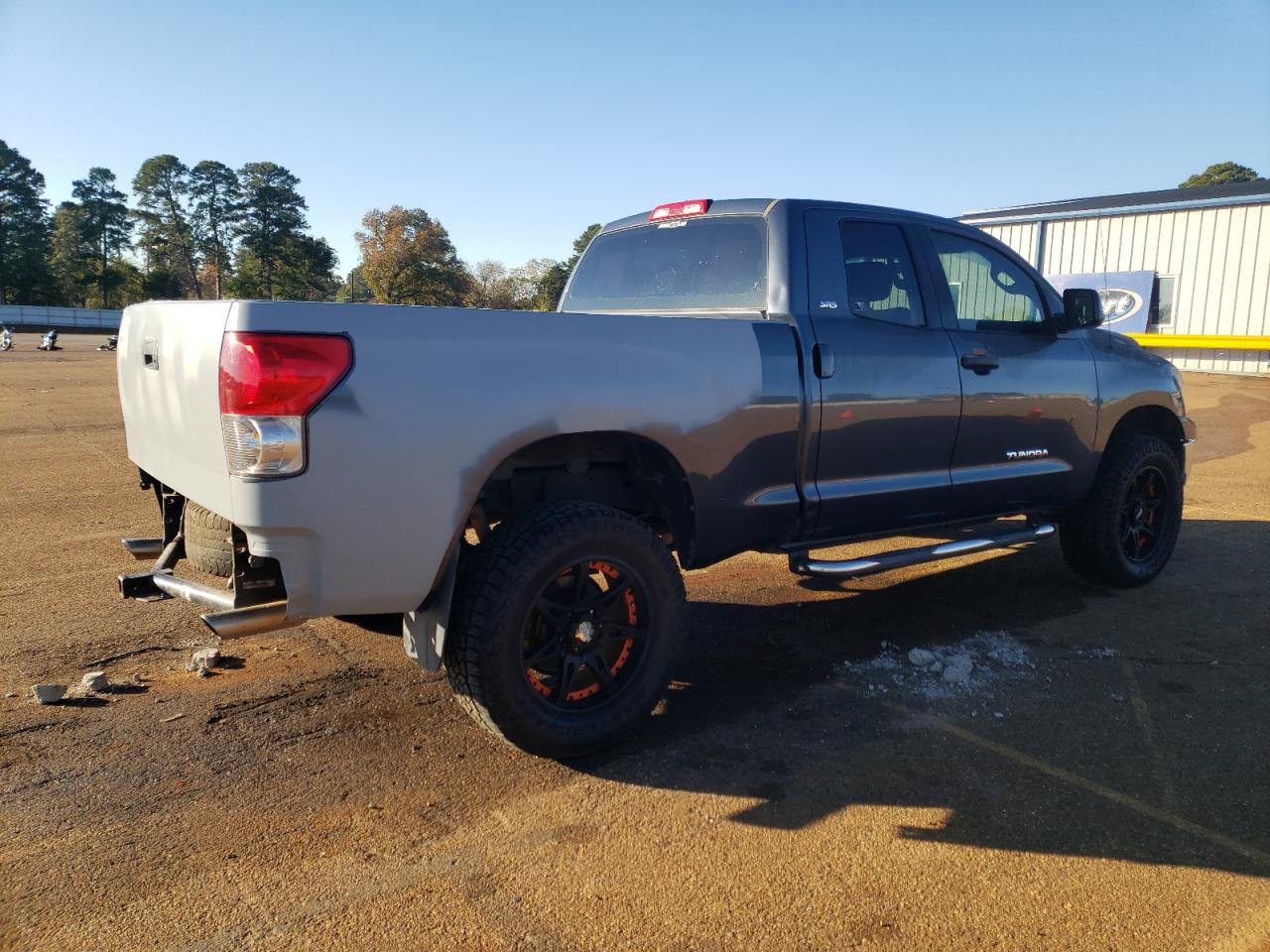 Photo 2 VIN: 5TFRU54128X011564 - TOYOTA TUNDRA 