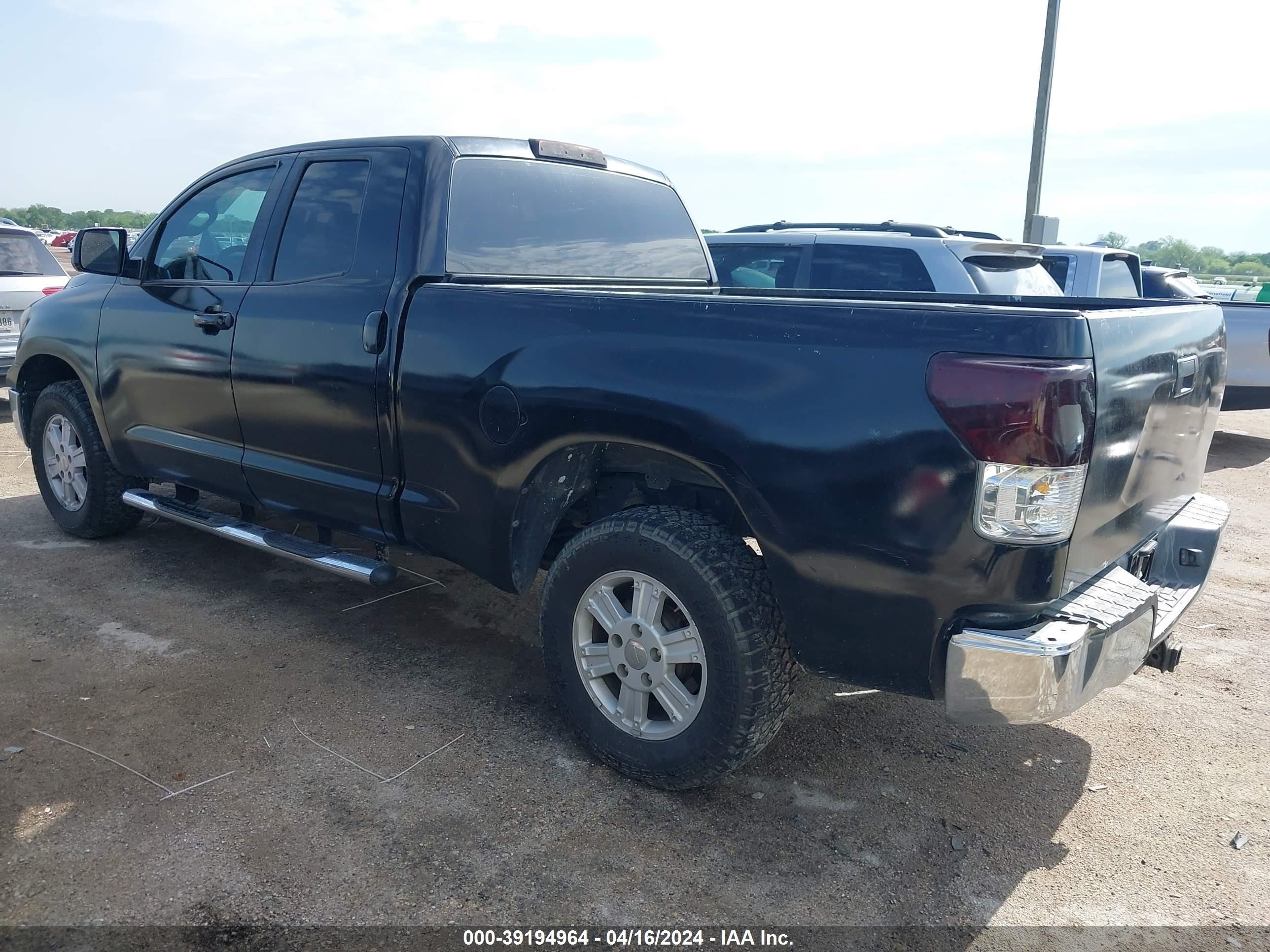 Photo 2 VIN: 5TFRU54168X014371 - TOYOTA TUNDRA 