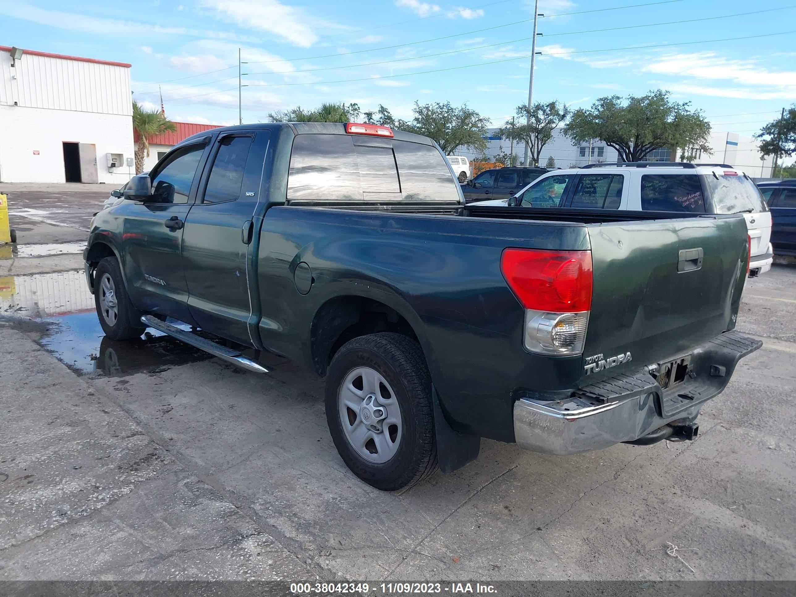 Photo 2 VIN: 5TFRU54168X017058 - TOYOTA TUNDRA 