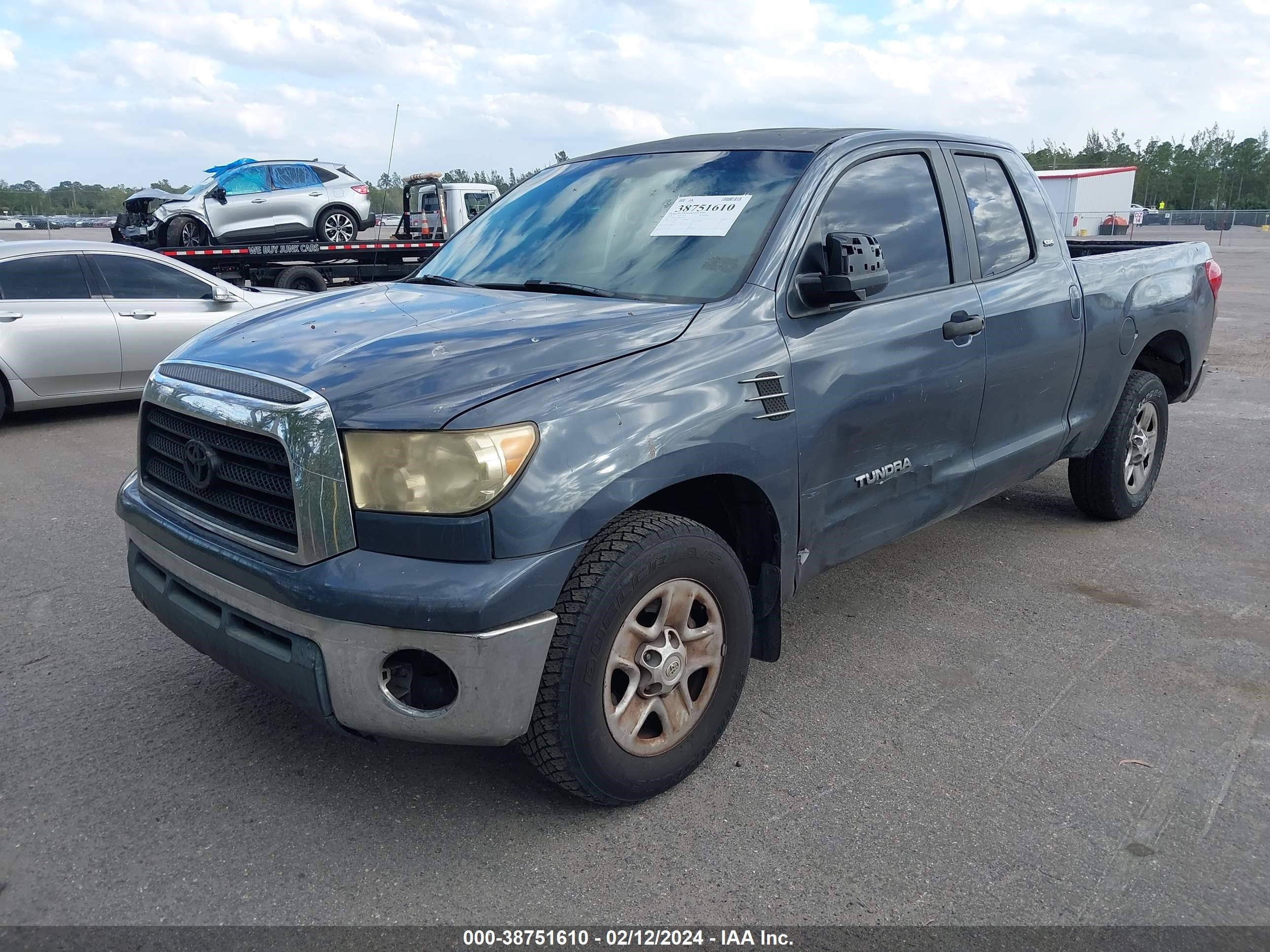 Photo 2 VIN: 5TFRU54178X010135 - TOYOTA TUNDRA 