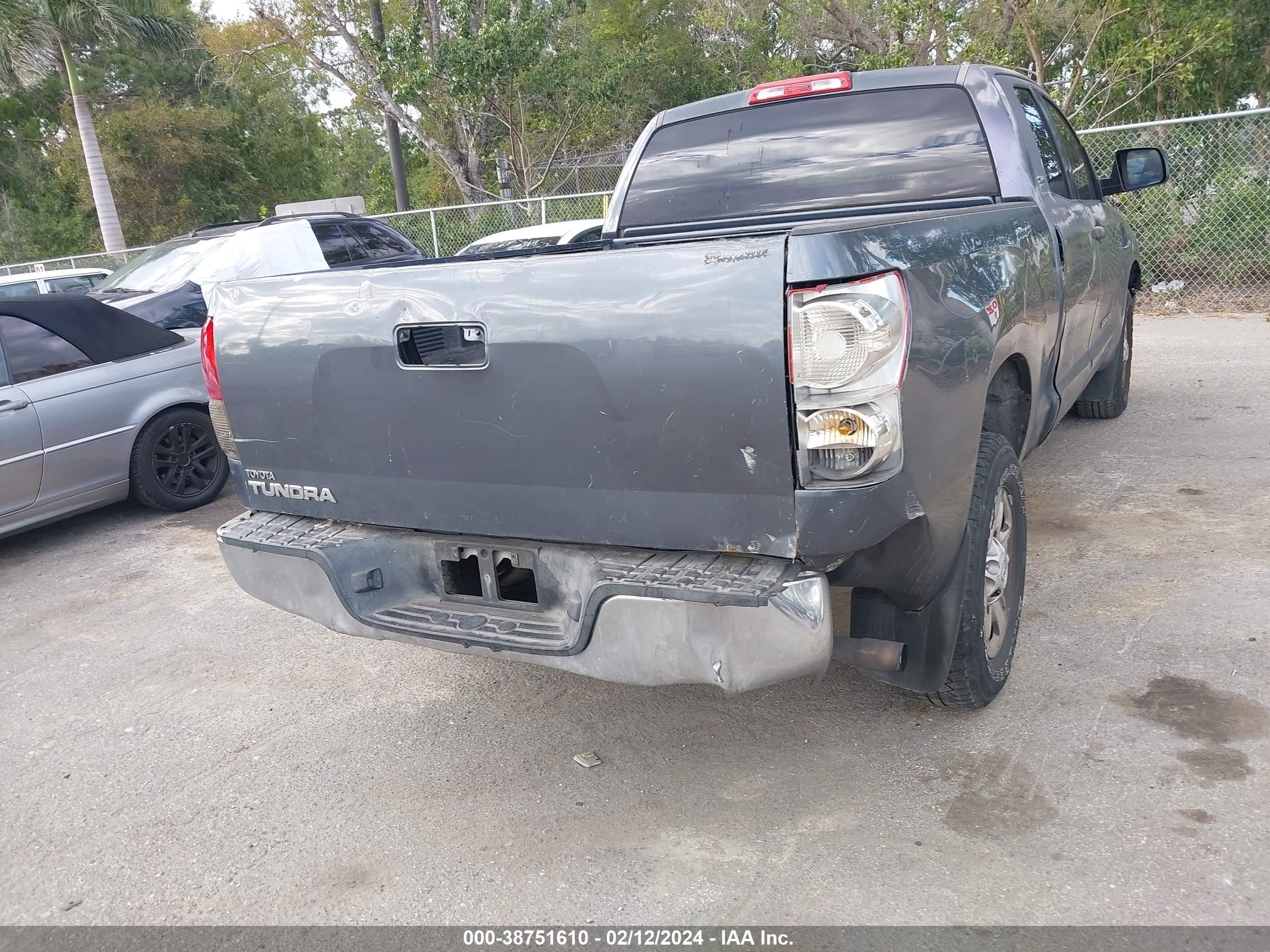 Photo 6 VIN: 5TFRU54178X010135 - TOYOTA TUNDRA 