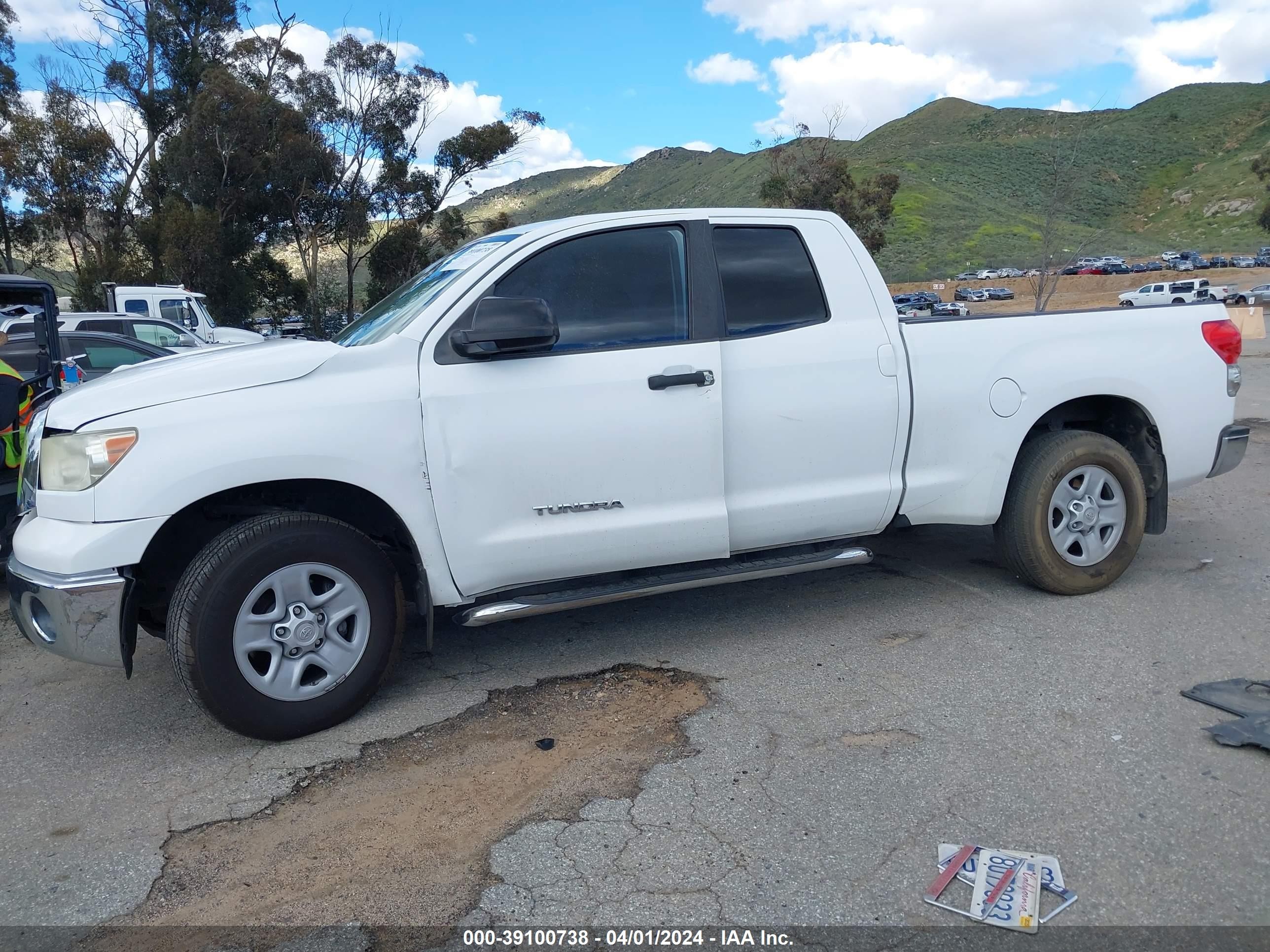 Photo 13 VIN: 5TFRU54179X019452 - TOYOTA TUNDRA 