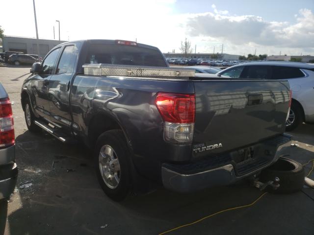 Photo 2 VIN: 5TFRU5F10AX023120 - TOYOTA TUNDRA DOU 