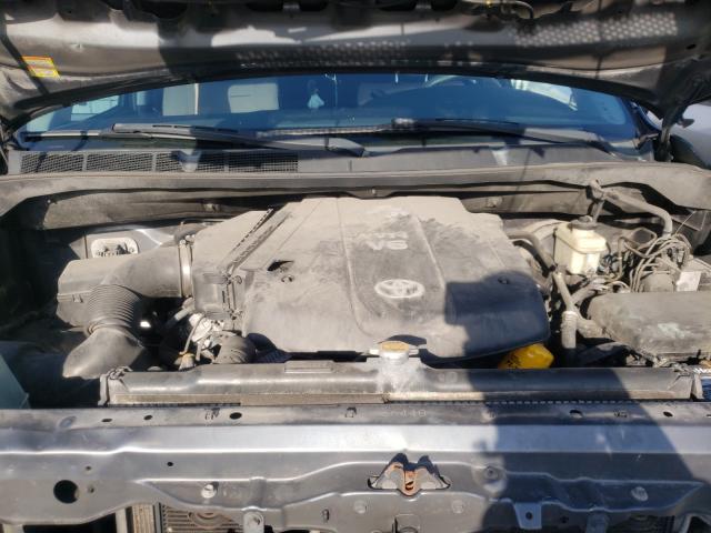 Photo 6 VIN: 5TFRU5F10AX023120 - TOYOTA TUNDRA DOU 