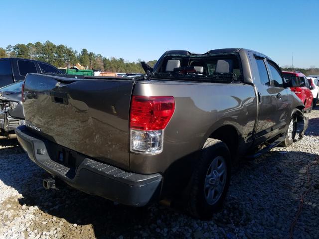 Photo 3 VIN: 5TFRU5F11CX026174 - TOYOTA TUNDRA DOU 