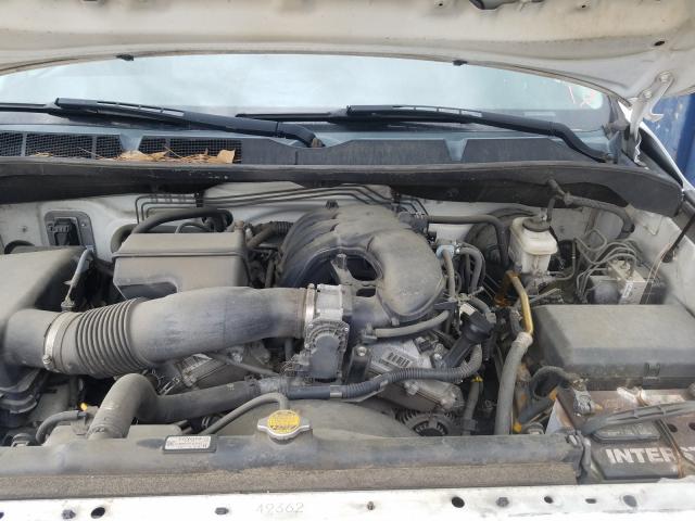 Photo 6 VIN: 5TFRU5F11CX026742 - TOYOTA TUNDRA DOU 