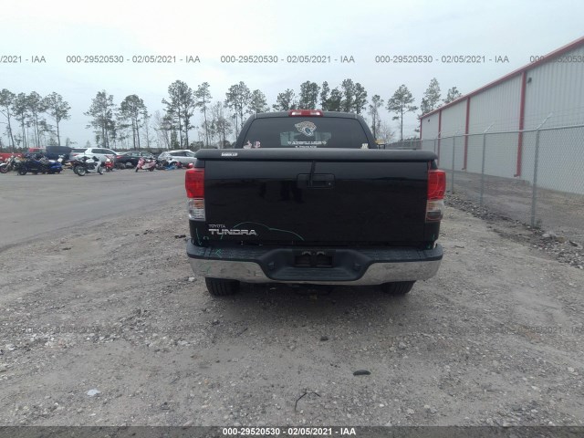 Photo 5 VIN: 5TFRU5F13DX028395 - TOYOTA TUNDRA 2WD TRUCK 