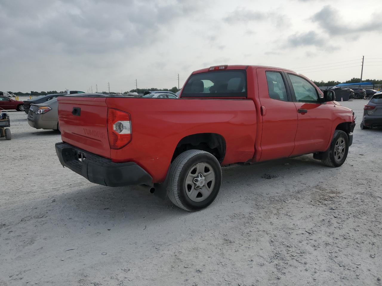 Photo 2 VIN: 5TFRU5F13EX031718 - TOYOTA TUNDRA 