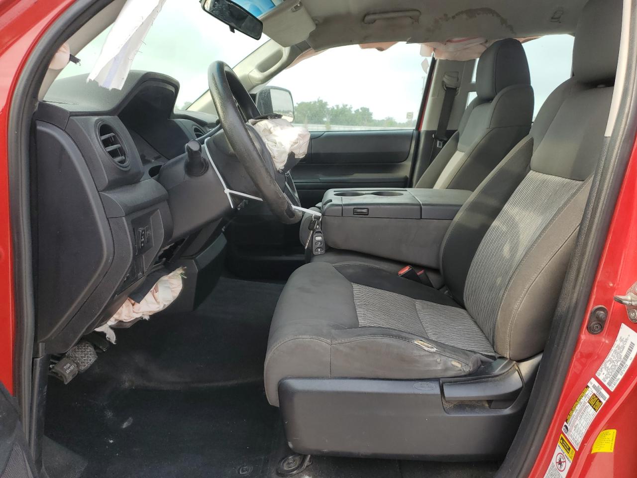 Photo 6 VIN: 5TFRU5F13EX031718 - TOYOTA TUNDRA 