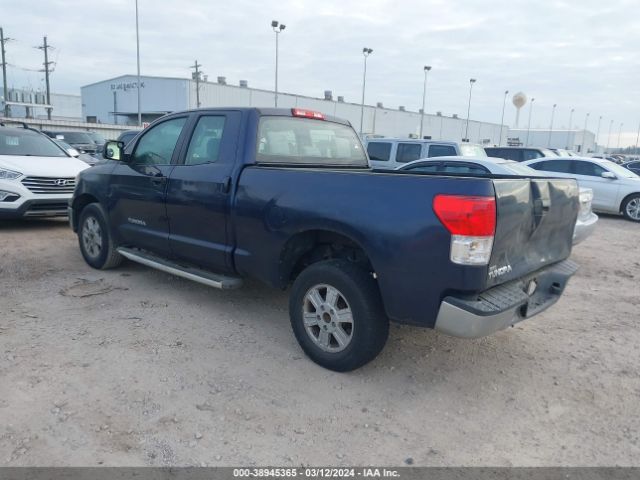 Photo 2 VIN: 5TFRU5F15AX021041 - TOYOTA TUNDRA 