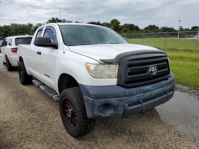 Photo 3 VIN: 5TFRU5F15AX022769 - TOYOTA TUNDRA DOU 