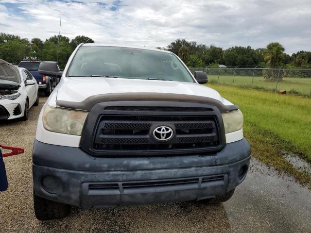 Photo 4 VIN: 5TFRU5F15AX022769 - TOYOTA TUNDRA DOU 