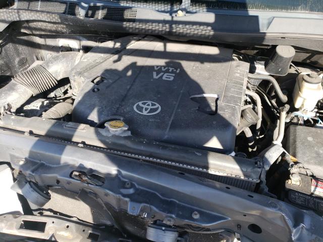 Photo 6 VIN: 5TFRU5F15AX023114 - TOYOTA TUNDRA DOU 