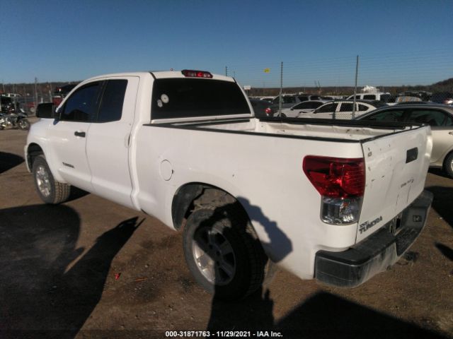 Photo 2 VIN: 5TFRU5F16AX021162 - TOYOTA TUNDRA 2WD TRUCK 