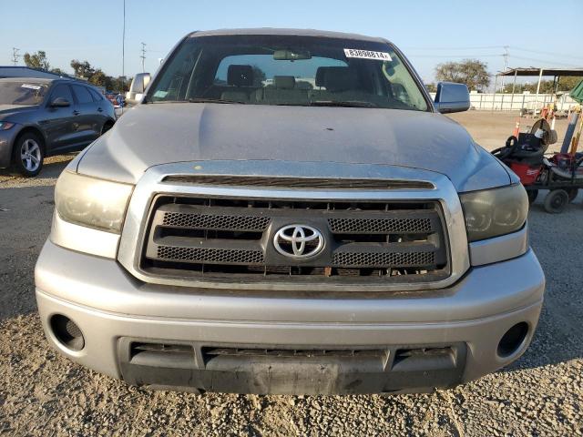 Photo 4 VIN: 5TFRU5F16AX022537 - TOYOTA TUNDRA DOU 