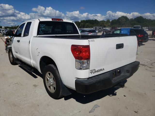 Photo 2 VIN: 5TFRU5F16AX023543 - TOYOTA TUNDRA DOU 