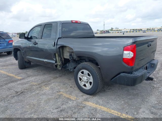 Photo 2 VIN: 5TFRU5F17EX031754 - TOYOTA TUNDRA 