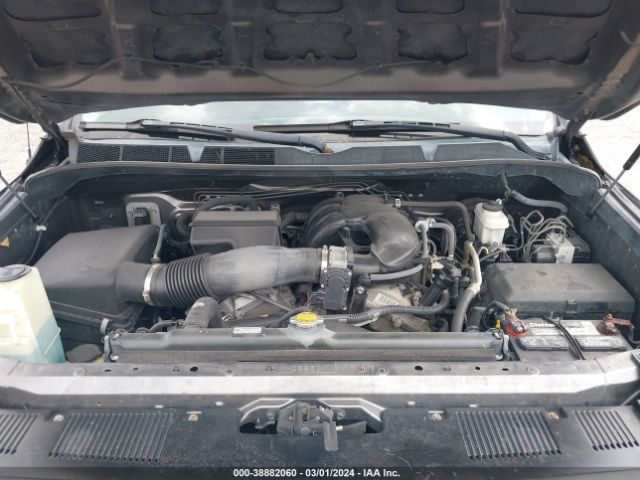 Photo 9 VIN: 5TFRU5F17EX031754 - TOYOTA TUNDRA 