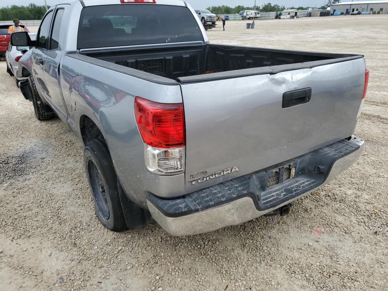 Photo 1 VIN: 5TFRU5F18DX030286 - TOYOTA TUNDRA 