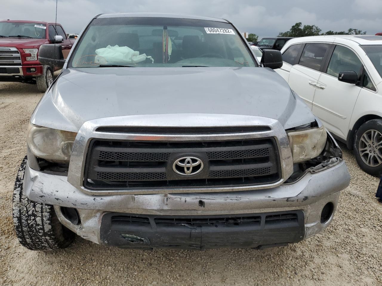 Photo 4 VIN: 5TFRU5F18DX030286 - TOYOTA TUNDRA 