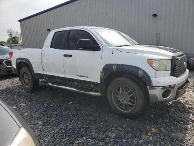 Photo 3 VIN: 5TFRU5F1XBX025409 - TOYOTA TUNDRA DOU 