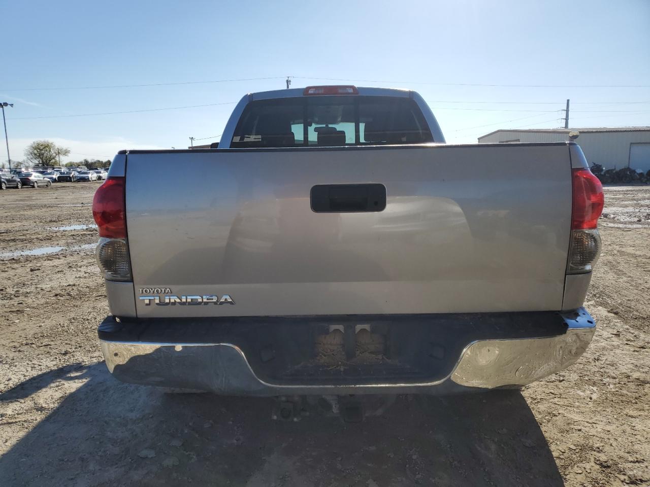 Photo 5 VIN: 5TFRV54117X007064 - TOYOTA TUNDRA 