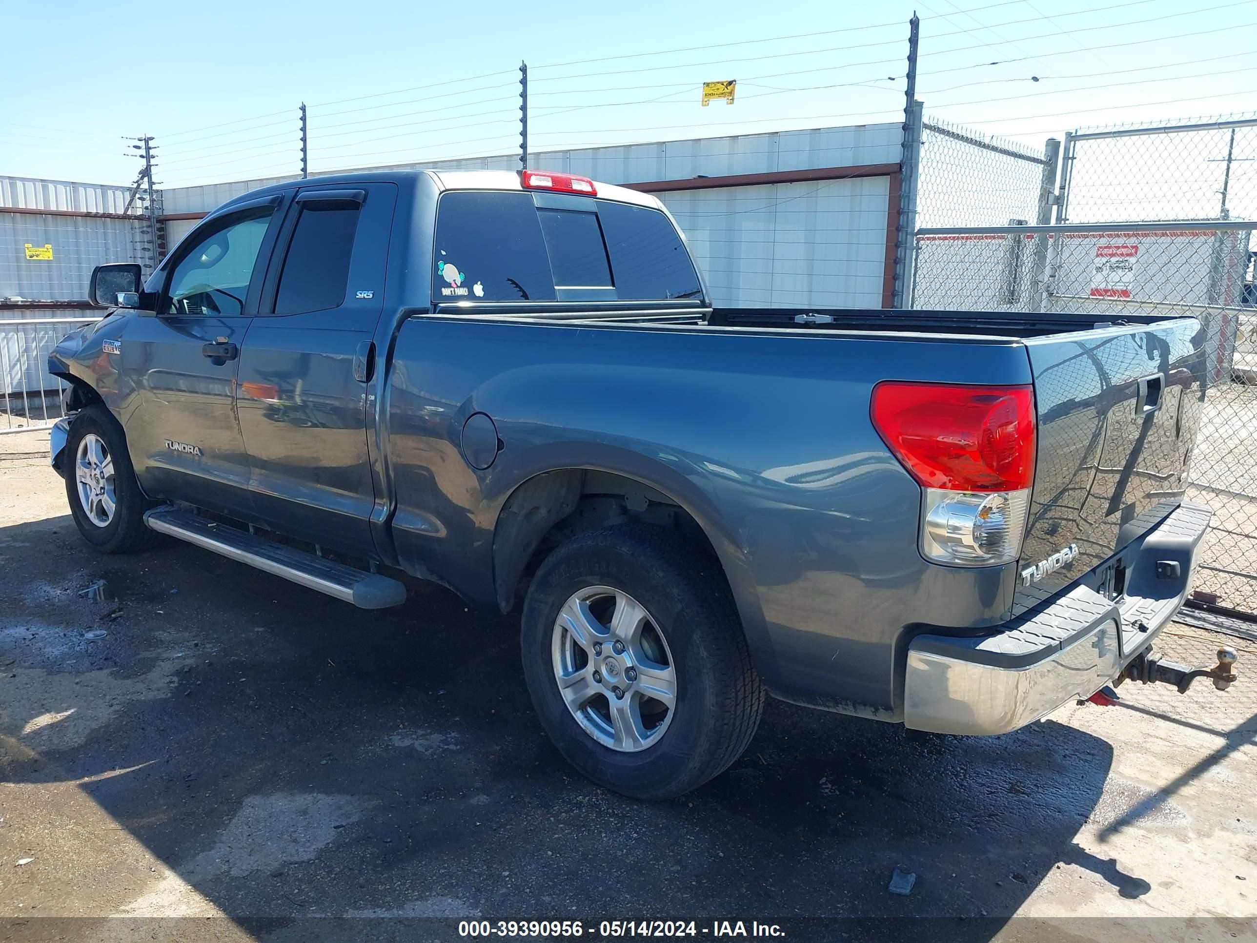 Photo 2 VIN: 5TFRV54117X010496 - TOYOTA TUNDRA 