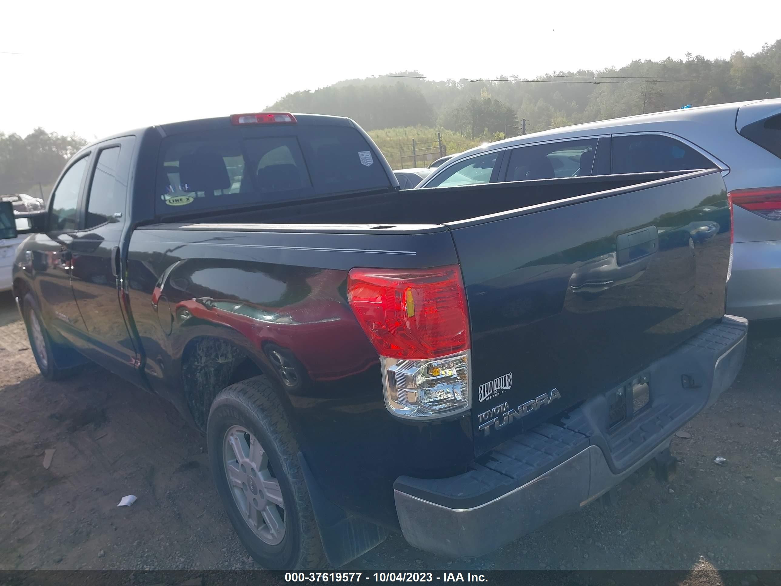 Photo 2 VIN: 5TFRV54137X015926 - TOYOTA TUNDRA 