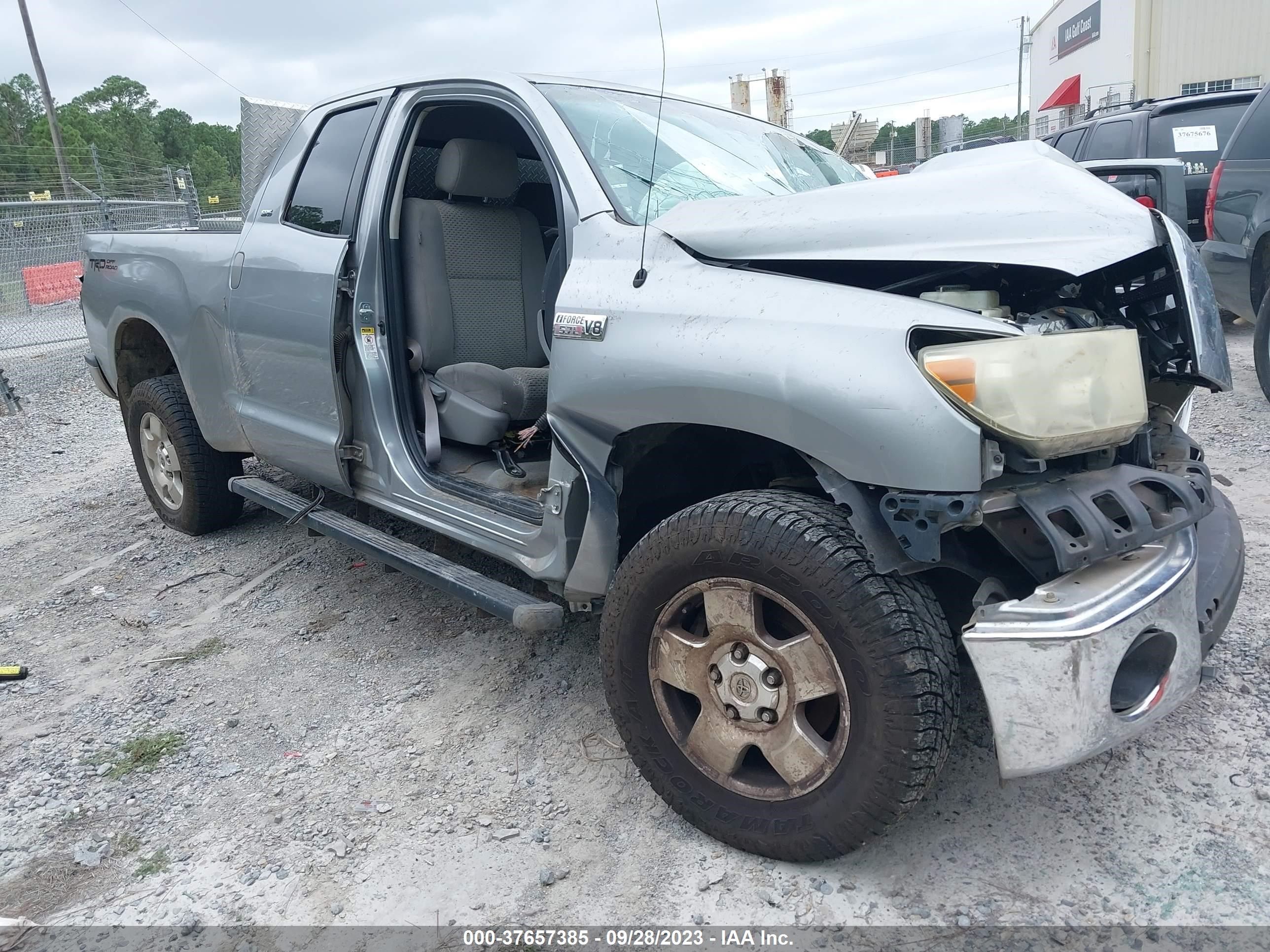 Photo 0 VIN: 5TFRV54137X017188 - TOYOTA TUNDRA 