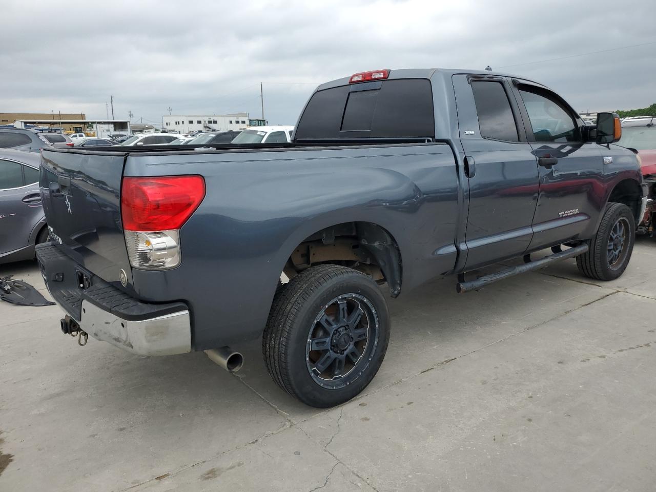 Photo 2 VIN: 5TFRV54147X020570 - TOYOTA TUNDRA 