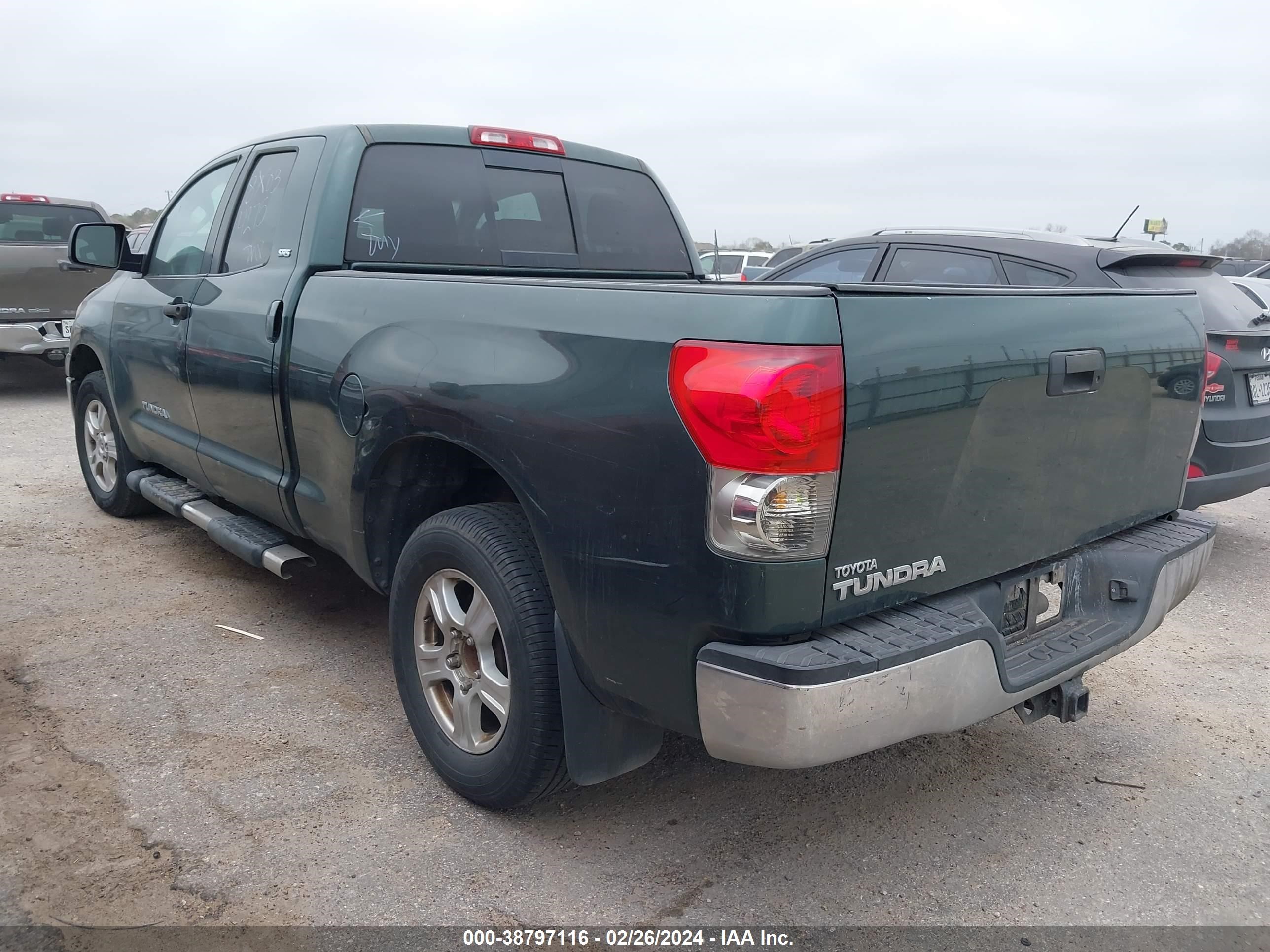 Photo 2 VIN: 5TFRV54148X034275 - TOYOTA TUNDRA 