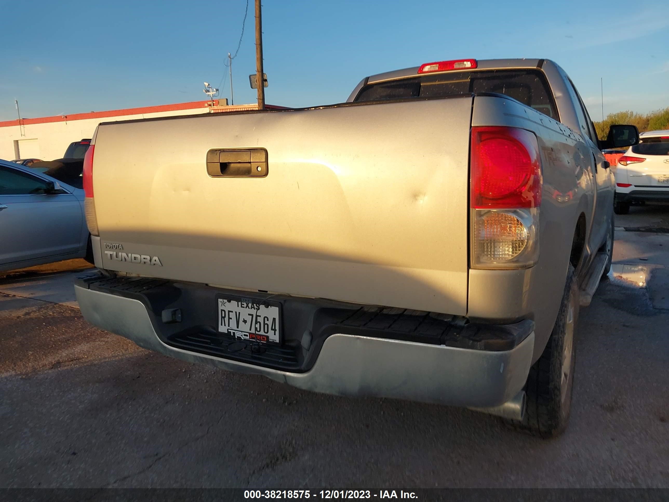 Photo 3 VIN: 5TFRV54157X024272 - TOYOTA TUNDRA 